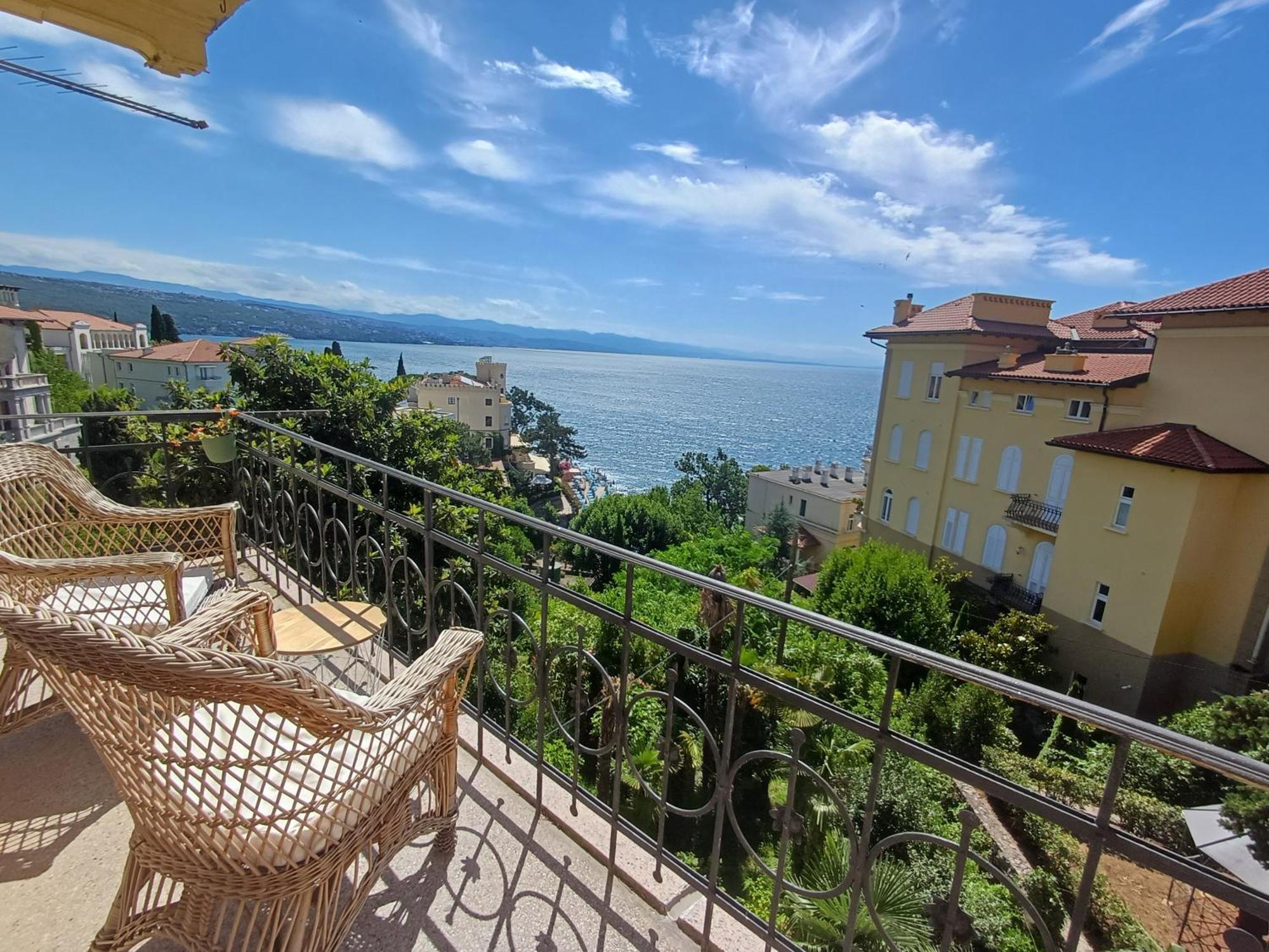 Apartment Benedikt Opatija Exterior foto